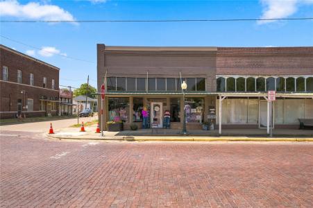 80 S. Side Square, Cooper, テキサス 75432, アメリカ合衆国