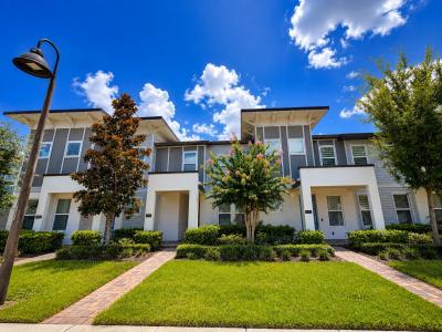 7248 Carrickbend Lane, Orlando, Florida 32819, USA