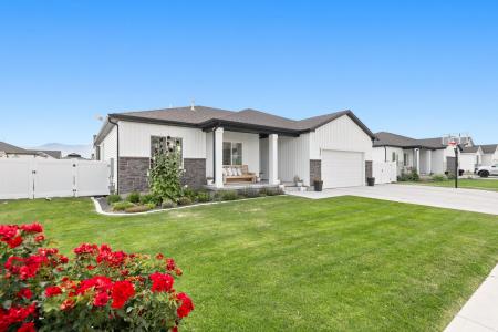 572 S 690 E, Hyrum, Utah 84319, USA