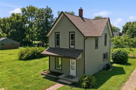 119 Sycamore Street, Cambridge, Iowa 50046, USA