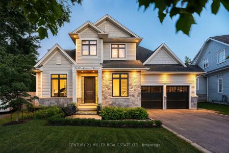 2458 MEADOWOOD CRESCENT, Oakville, Ontario L6L 1V6, Canada