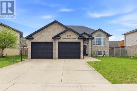 792 OAKWOOD DRIVE, Saugeen Shores, Ontario N0H 2C4, Canada