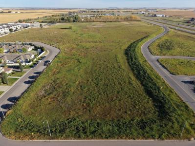 #1 24 STREET SE, High River, Alberta T1V 0B3, Kanada