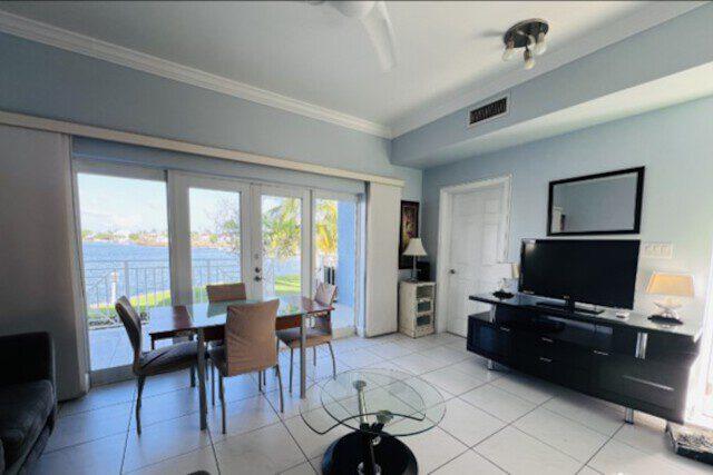 CAREENAGE AT GRAND HARBOUR - WATERFRONT 2/2 1ST SEPT, Prospect, Grand Cayman, Isole Cayman