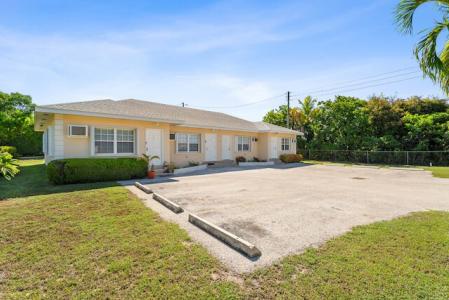 WEST BAY IMMACULATE ONE BED - AVAILABLE 1ST SEPT, West Bay, Grand Cayman, 開曼群島