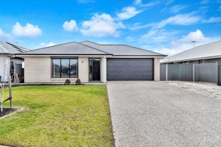 46 Reid Road, Two Wells, SA 5501, Australia