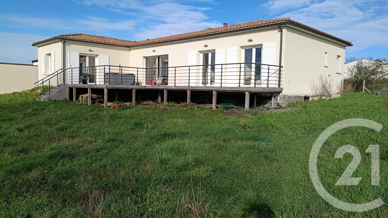 St Georges Des Coteaux, پواتو – شارنت 17810, فرنسا