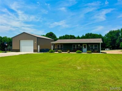 22981 Lick Creek Estates Place, Perry, Missouri 63462, USA