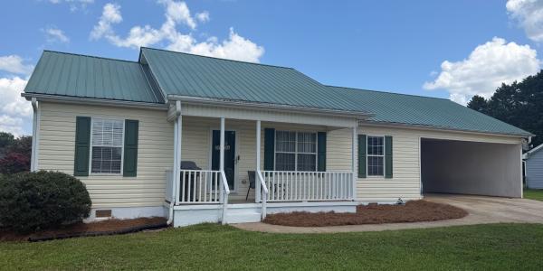 2124 Broad St., Statham, Georgia 30666, USA