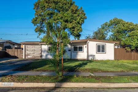 2934 Sumner Ave, Pomona, California 91767, USA