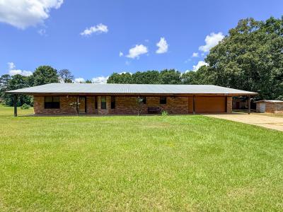 1896 County Road 4117, Atlanta, Texas 75551, USA