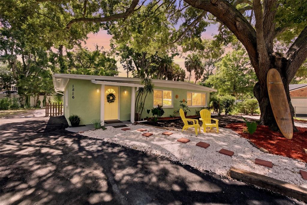 1516 Adele Pl, Largo, Flórida 33770, Estados Unidos