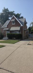 7224 W 39th Street, Lyons, Illinois 60534, USA