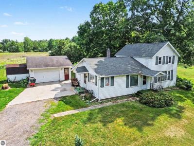 7973 W Madison Road, Elwell, Michigan 48832, USA