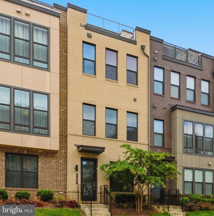 4680 Charger Place, Chantilly, Virginia 20151, Amerika Birleşik Devletleri