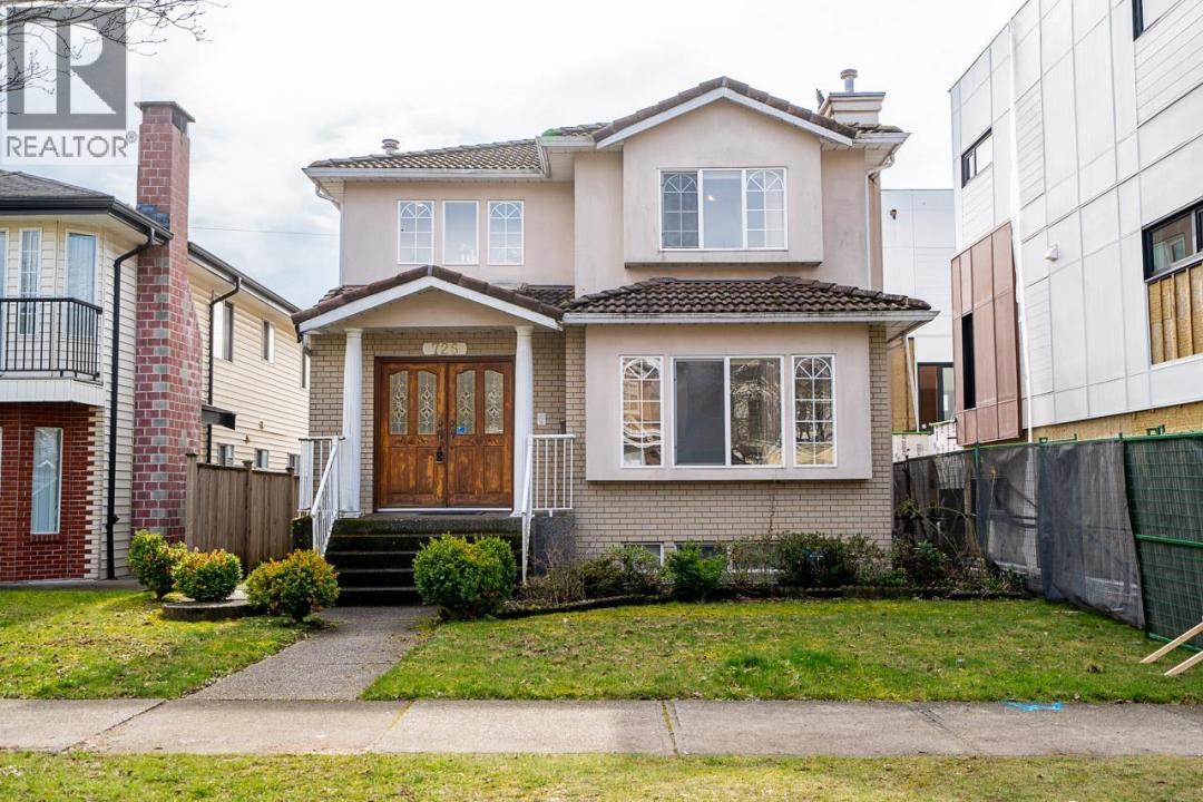 726 EAST 56TH AVENUE, Vancouver, Colombia Británica V5X 1R9, Canadá