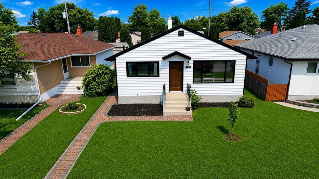 1093 BANNERMAN AVENUE, Winnipeg, مانيتوبا R2X 1K9, كندا
