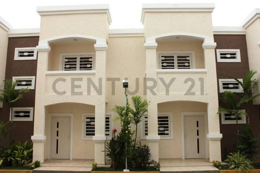 Calle Vargas. Villa Doral ThonwHouse Villa Doral, Ciudad Ojeda, Zulia 450, Venezuela