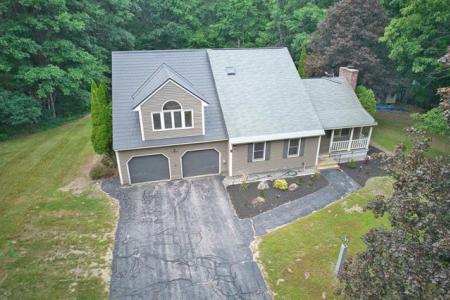 14 Brown Hill Road, Bow, New Hampshire 03304