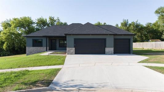 1941 Sequoia Drive, Janesville, Wisconsin 53545, Stati Uniti