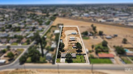 12420 Paddock Place, Bakersfield, California 93312, USA