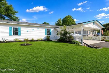 324 Cypress Avenue, Holly Ridge, Caroline Du Nord 28445, États-Unis