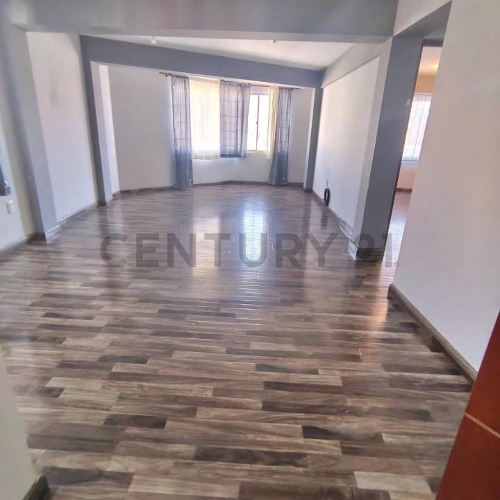 6 de Agosto Esa. Montecinos 74504900, Centro, Oruro 00001, Bolivia