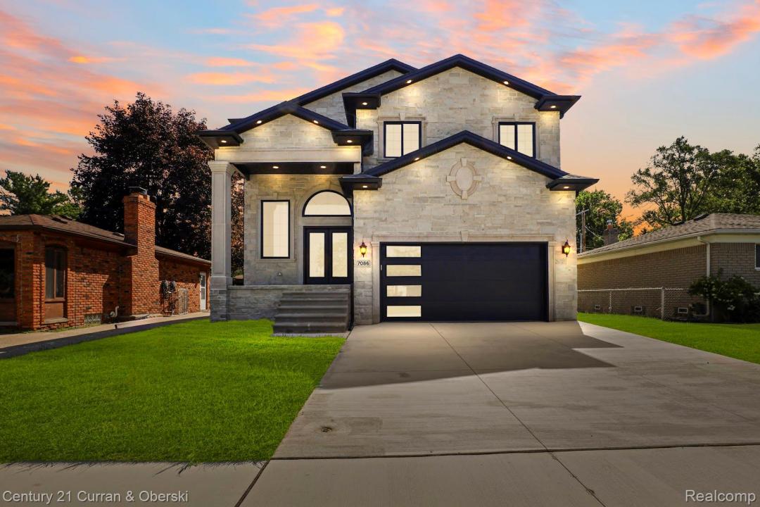 7086 Centralia Street, Dearborn, ميشيغان 48127, الولايات المتحدة