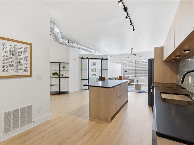 400 E Locust Street 301, Des Moines, Iowa 50309, États-Unis