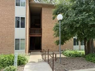 5813 Oakwood Drive , D, Lisle, Illinois 60532, HOA KỲ