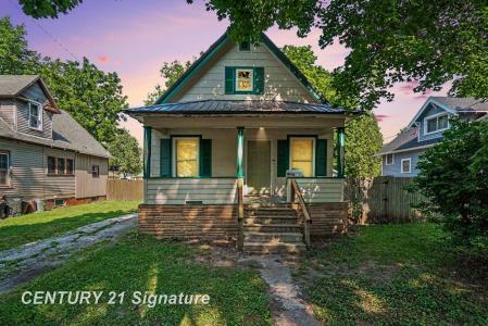 2414 Benjamin, Saginaw, Michigan 48602, USA
