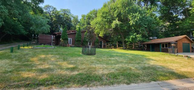 625 1/2 5th St SE, Minot, North Dakota 58701, Stati Uniti