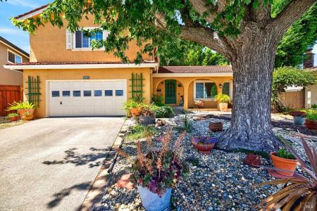 901 Catalpa Way, Petaluma, Californie 94954, États-Unis
