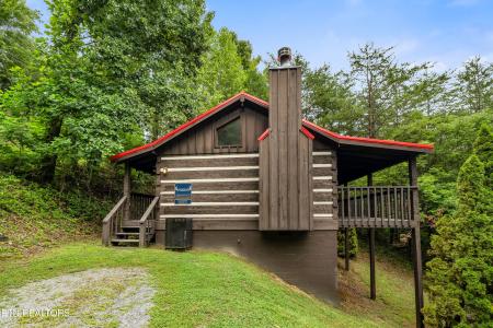 2320 Foxwell Way, Sevierville, Tennessee 37876, USA