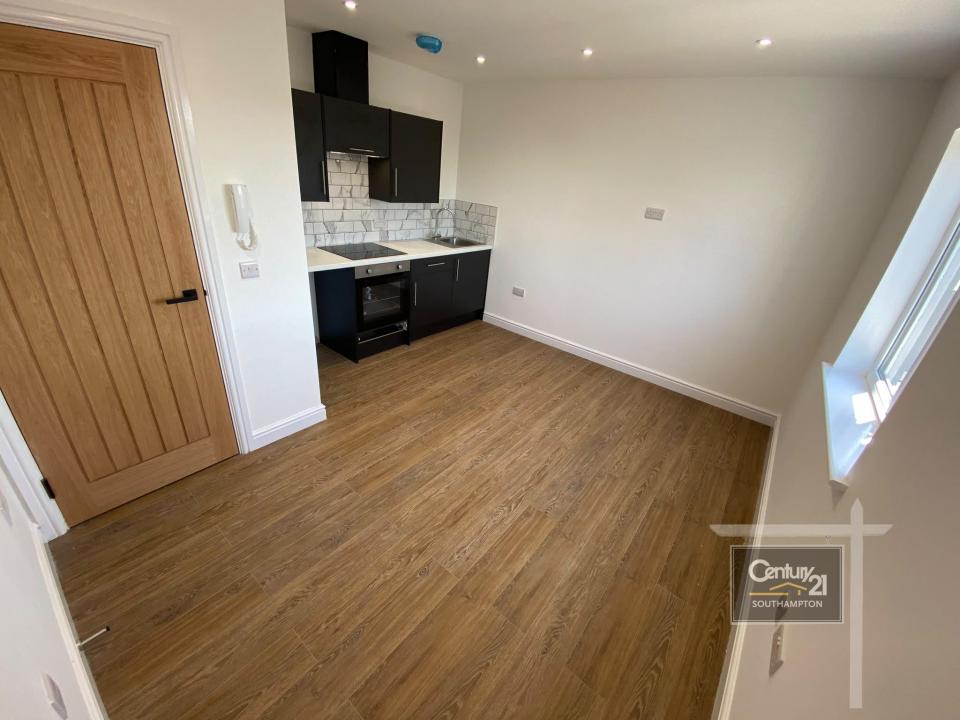 Flat 6, 6, New Home, Reino Unido