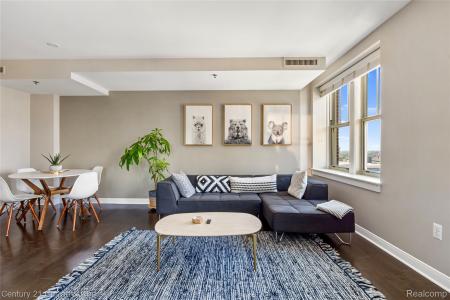 525 W Lafayette , 14A, Detroit, Michigan 48226, États-Unis