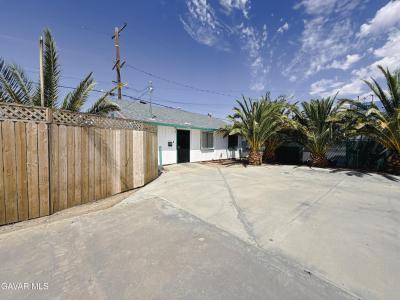 2753 Diamond Street, Rosamond, Kalifornien 93560, USA