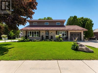 38 GRAYVIEW DRIVE, Grey Highlands, Ontario N0C 1H0, Canada