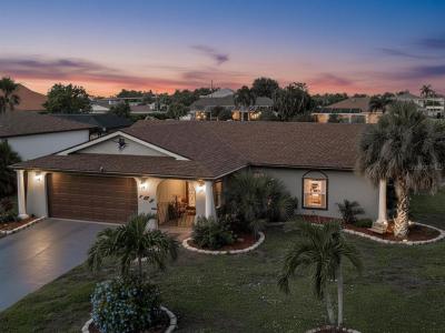 107 Peckham Street SW, Port Charlotte, Flórida 33952, Estados Unidos