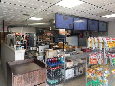 000 Roast Beef And Pizza, Rowley, Massachusetts 01969, USA