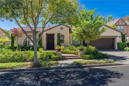 1254 Duxbury, Corona, California 92882, USA