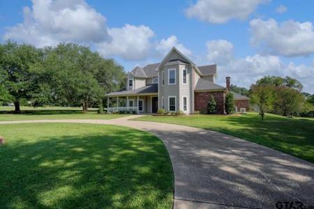 1881 Valley View Lane, Tyler, Texas 75703, USA