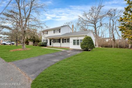 429 Lake Avenue, Oakhurst, New Jersey 07755, USA
