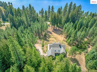 2485 Denton Road, Hope, Idaho 83836, USA