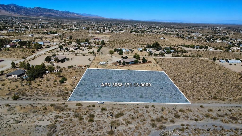 1 Evergreen Road, Pinon Hills, Californie 92372, États-Unis