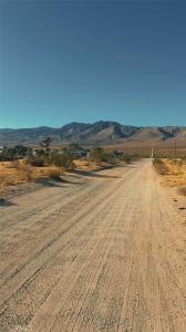 1 Joshua, Lucerne Valley, California 92356, Stati Uniti