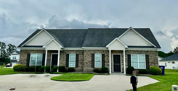2221 Remington Court #B, Greenville, Caroline Du Nord 27834, États-Unis
