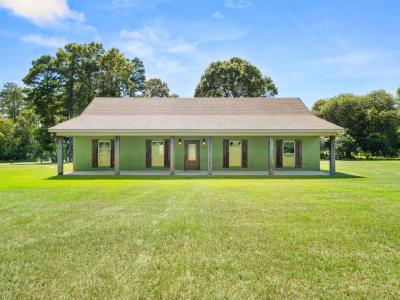 206 Maple Lane, DeRidder, Louisiana 70634, USA
