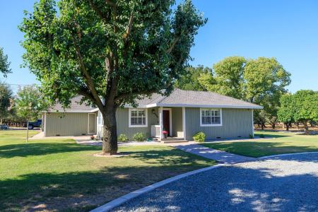 8460 E Keyes Road, Hughson, Californie 95326, États-Unis