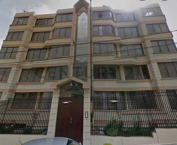 Edificio 'Reina de La Paz', calle 17 esquina calle Hermanos Pinto Telleria , Irpavi, La Paz 00001, Bolivia